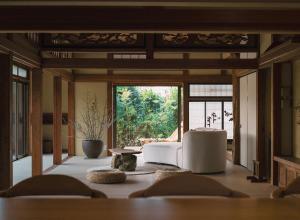 Kominakayado LOOF Yuraginoie