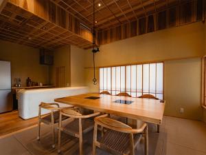 Kominakayado LOOF Yuraginoie