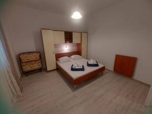 Apartments with parking space Pakostane, Biograd - 22375
