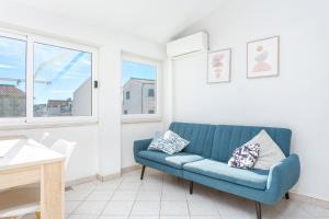 Apartments by the sea Rogoznica - 22241