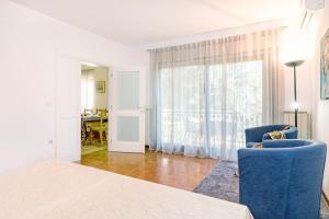 Apartments with parking spaces Umag - 22511