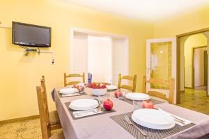 Apartments with parking spaces Umag - 22511