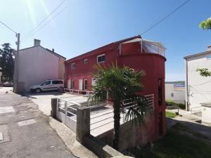 Apartments with a parking space Crikvenica - 22516