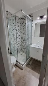 Dpto Falucho8 plaza Colón 2 personas