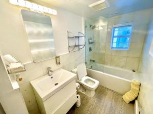 30 GUESTS LUXURY SOUTH BEACH SUITES w ROOFTOP