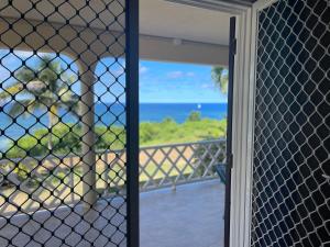 ‘MAYARO’ Private Room with Ocean View