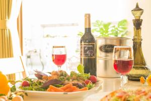 アラハビーチから徒歩3分! コンビニやスーパーまで徒歩1分! Ai House