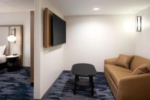 King Suite room in Fairfield Inn & Suites by Marriott Denver Southwest/Lakewood