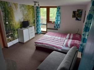 Slnečná Chatka Vyhne