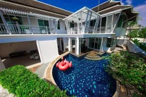 Paradise Pool Villa Pattaya in Tropicana Village - 乔木提恩海滩