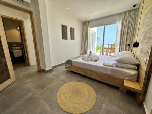 Beachfront White Pearl Suite ZanzibarHouses