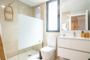 Apartment with ocean view and parking