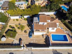 Casa Maria Granadella, three bedroom villa with private pool
