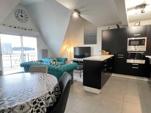 Appartements 103 - Appartement vue mer pour 4 personnes : photos des chambres