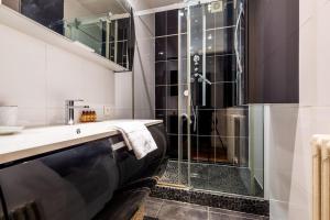 Studio#Porte Dauphine#Avenue Foch#2pers.