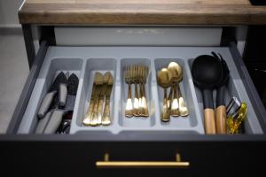 Cesily 2-Bedroom Apartment in Athens