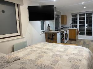 Islands Wrest (The Galleon Rm) Pet friendly