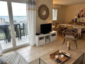 Appartements 535 - Appartement T2 avec magnifique vue mer : photos des chambres