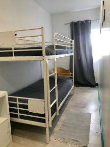 Twin Room with Shared Toilet room in My Hostel