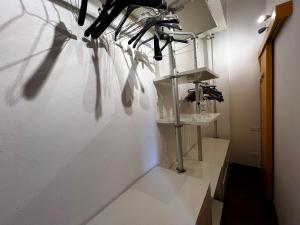 Guzzo B - Elegant Flat with Balcony at Bolivar M4 Metro