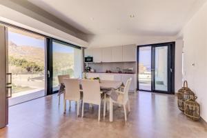 Cala Clara Beach Apartment by Sealand Villas