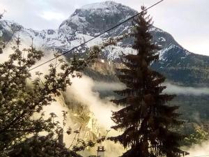 Chalets Chalet de 3 chambres avec terrasse et wifi a Auris a 6 km des pistes : photos des chambres