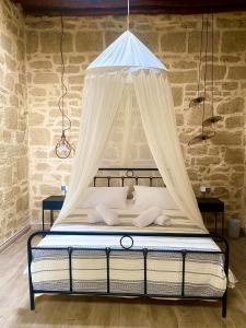 Manolis and Annas House