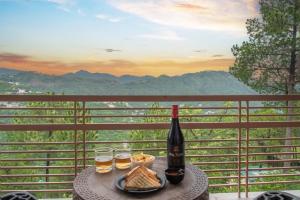 Host Jatin Kasauli Pine Villa 7oI827o7o3