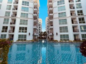 City Garden Olympus Condo & Yahaha