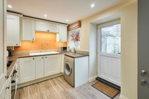 Host & Stay - Cinnamon Cottage