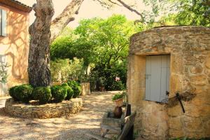 Maisons de vacances Mas Provencal avec piscine. : photos des chambres