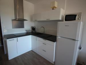 Apartamento Acogedor con Vista al Mar en Llançà - ES-228-86