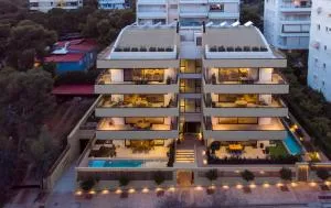 OPULENT PENTHOUSE 1 - Vari