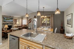Falcons Nest condo