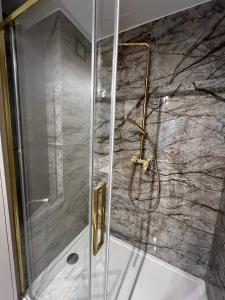 Wiatraczna Glamour Apartment