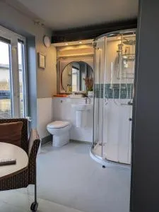 2 Homestay Guest Rooms - Grafham