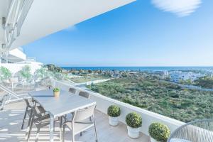 New duplex with sea view to Gibraltar & Africa and walking distance to the beach
