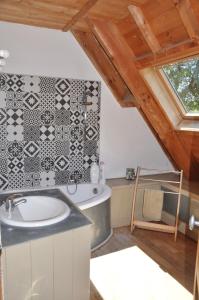Villas Perigord Sarlat Lascaux piscine privee chauffee Delsud : photos des chambres
