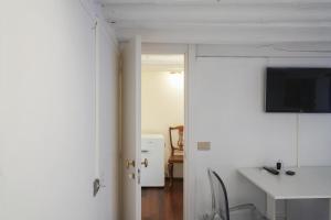 Super central 1 bedroom apartment