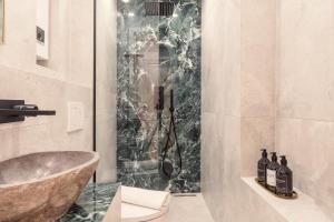 NEW LUXUS Suite I TWO Kingbeds I Center