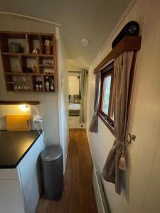 Pipowagen de Zwaan in Hoge Kempen nabij Maastricht