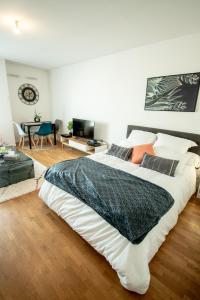 Appartements Appartement chic avec parking Paris : photos des chambres