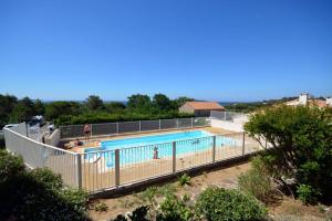 GIEDES Appartement pour 4 personnes avec vue mer face à Porquerolles et piscine situé à Giens