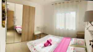 Orange Villa on the Cote dAzur 6BR 11pax AC Private Heated Pool BBQ Mountain View