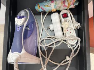 Villas Orange Villa on the Cote d'Azur 6BR 11pax AC Private Heated Pool BBQ Mountain View : photos des chambres