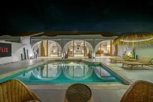 UKIYO-Luxury 2BR Villa near Canggu, 3 min to beach - Seseh