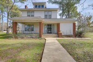 Expansive Wheatley Home about 65 Mi to Memphis! - Brinkley