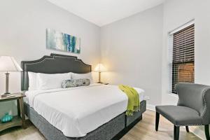 Relaxing 3BR Apt with King Beds & Washer - Lawndale 1 & 2 rep