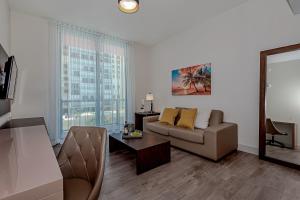 Hollywood Beach Rooftop Pool Balcony