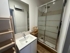 La Dune, proche rue piétonne et plage